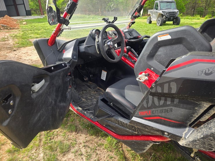 2017-yamaha-yxz1000r-ss-image-23