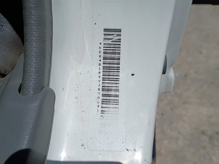 2000-gmc-w3500-image-29