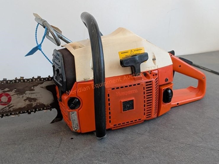 husqvarna-model-61-rancher-chainsaw-image-4