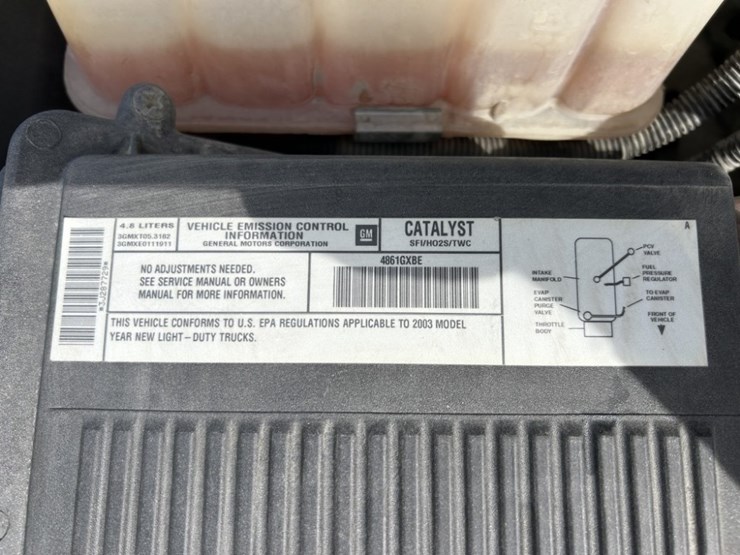 2003-chevrolet-tahoe-image-37