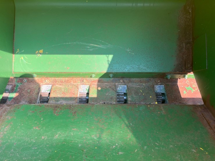 john-deere-8300-image-15