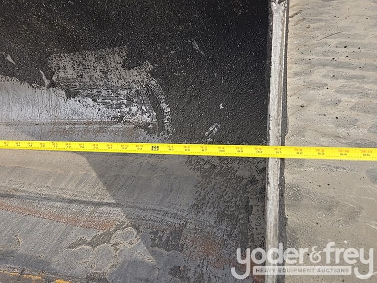 2021-deere-310sl-image-22