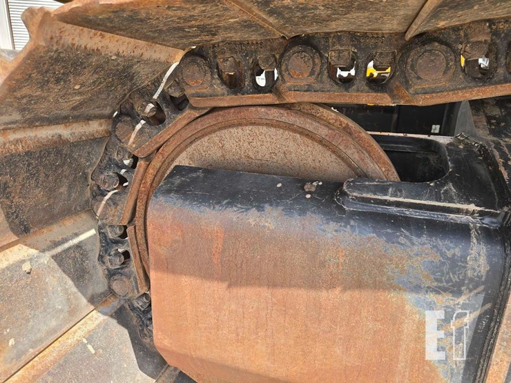 2020-caterpillar-336gc-image-37