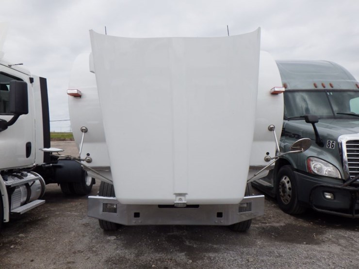 2016-kenworth-t800-image-25