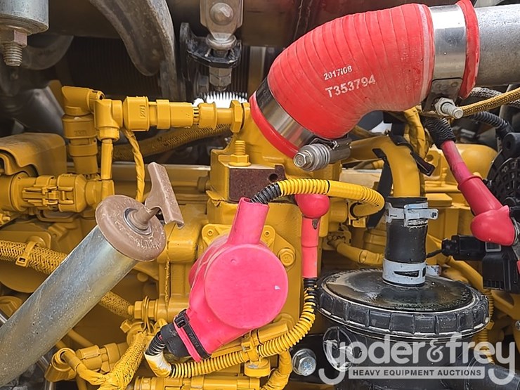 2018-deere-310l-image-65