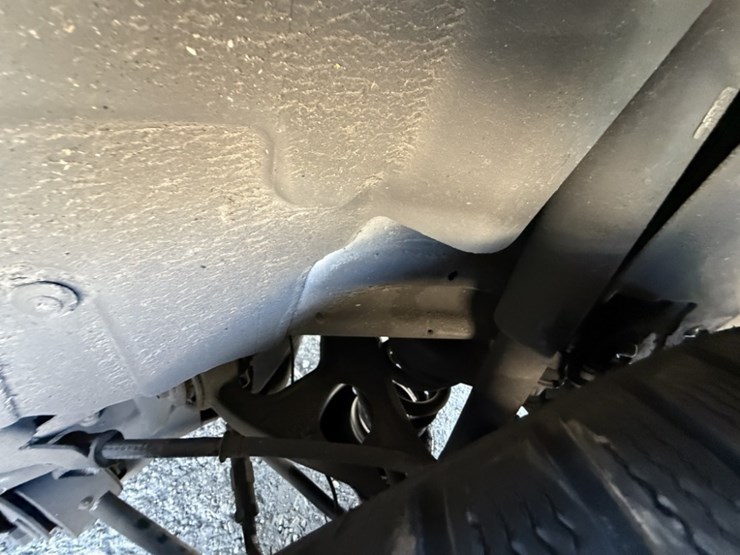 2017-ford-explorer-image-18