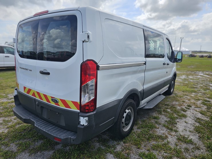 2018-ford-transit-image-3