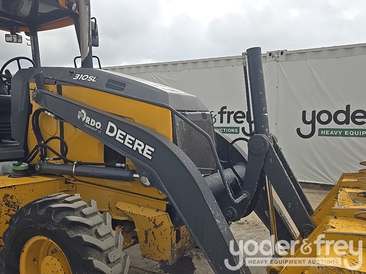 2021-deere-310sl-image-31