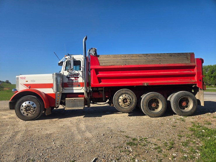 1987-peterbilt-379-image-7