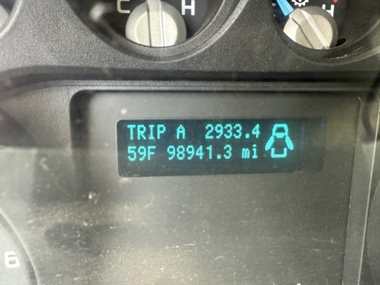 2016-ford-f550-sd-image-24