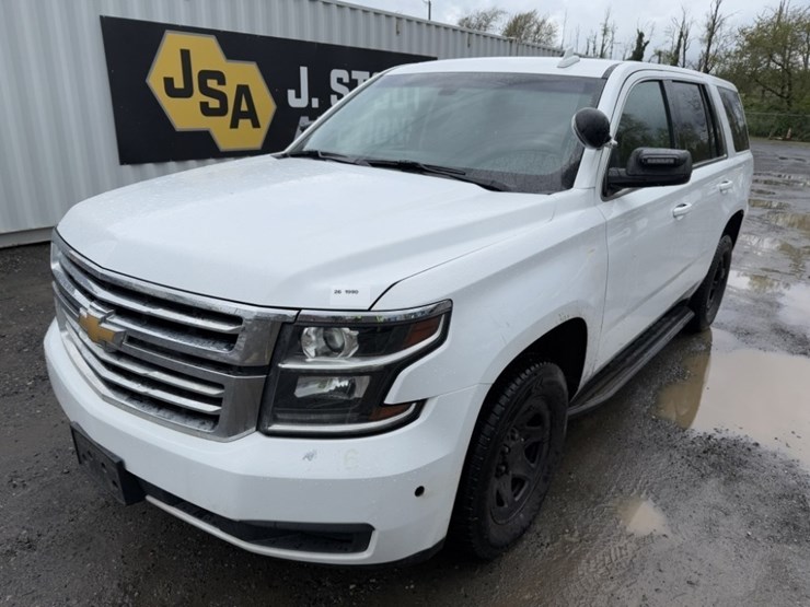 2019-chevrolet-tahoe-image-1