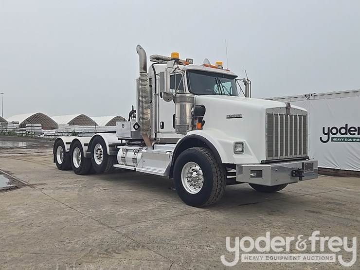 2014-kenworth-t800-image-7