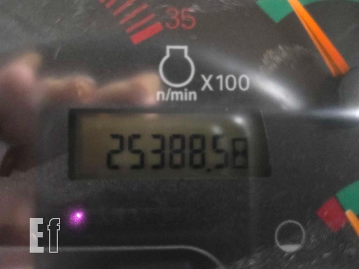 2006-caterpillar-938g-image-17