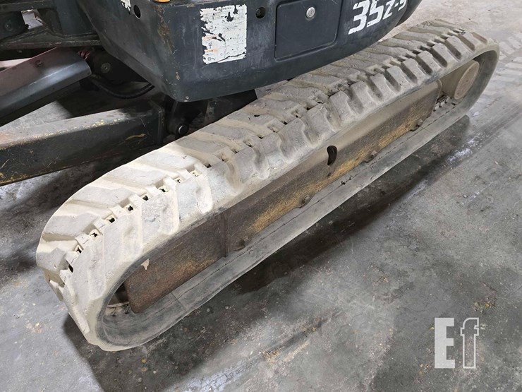 2013-hyundai-robex-35z-9-image-29