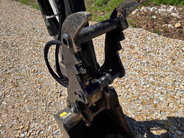 2022-bobcat-e50-image-25