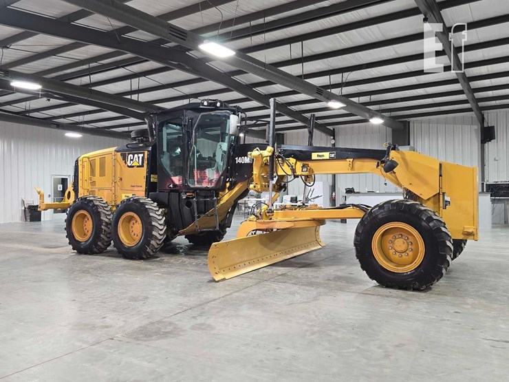 2019-caterpillar-140m3-image-2