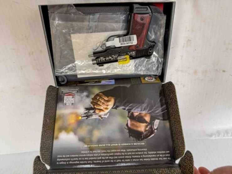 heritage-mfg.-revolver-image-12