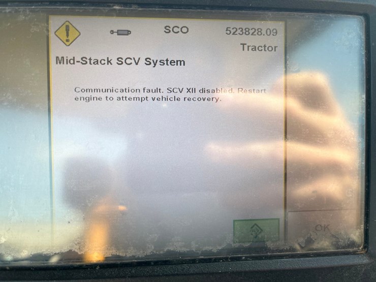 2014-john-deere-6125r-image-28