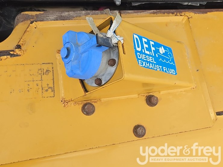 2019-caterpillar-d6-lgp-image-38