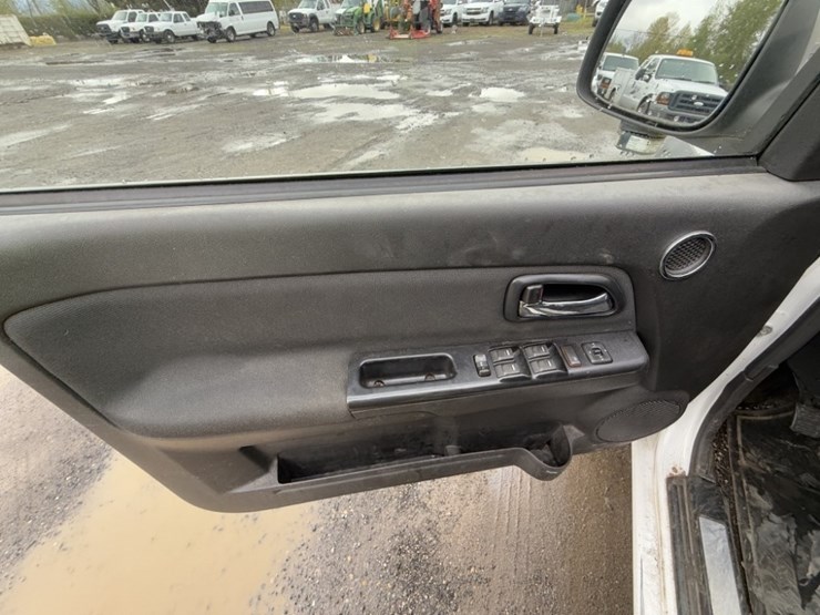 2008-chevrolet-colorado-image-25