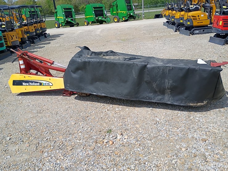 new-holland-616-image-1