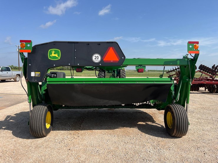 2023-john-deere-c400-image-13
