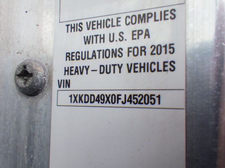 2016-kenworth-t800-image-21