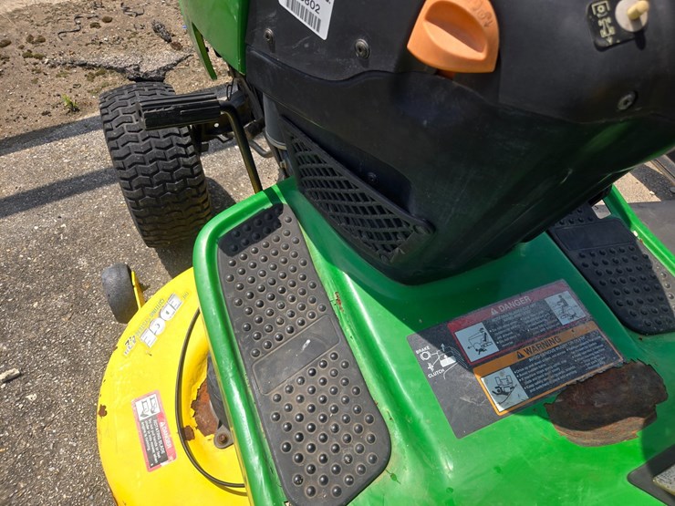 john-deere-l111-image-24