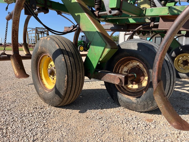 1997-john-deere-680-image-5