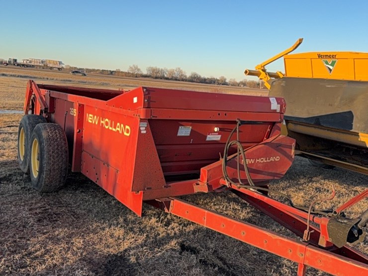 new-holland-195-image-2