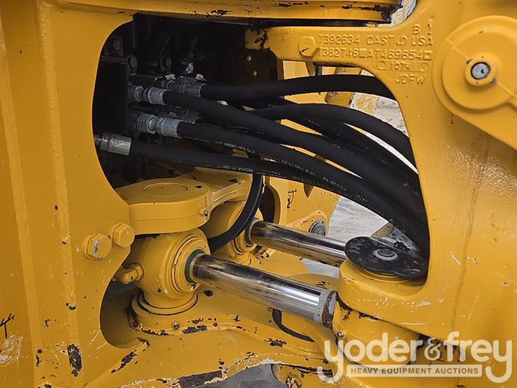 2021-deere-310sl-image-41