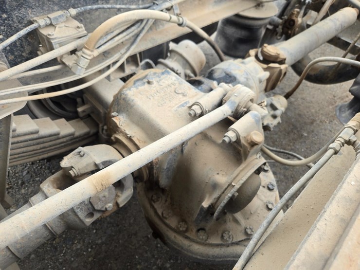 2001-mack-rd690s-image-108