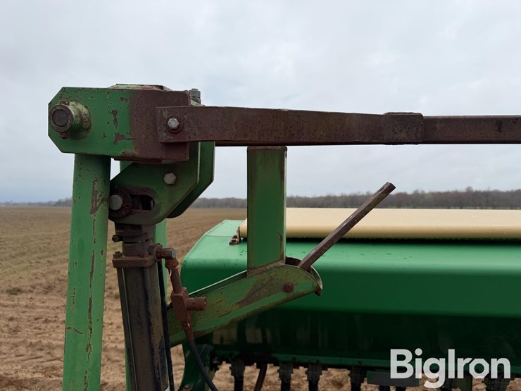 2020-great-plains-solid-stand-2020-image-11