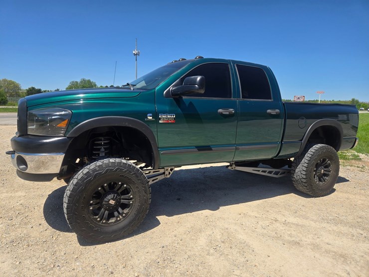 2008-dodge-ram-2500-image-3