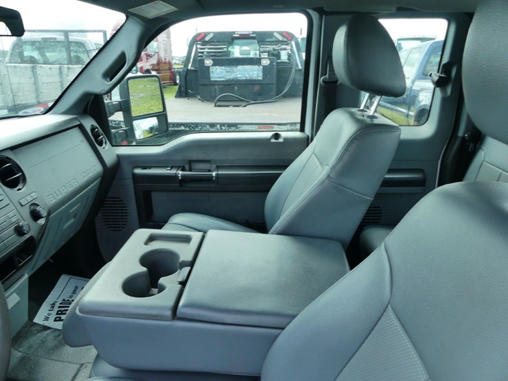 2016-ford-f250-xl-image-10