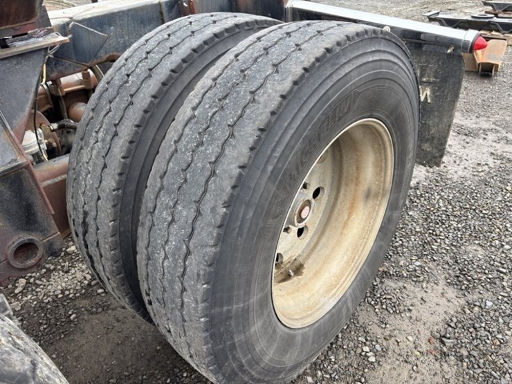 1996-alpine-t/a-long-log-trailer-image-8