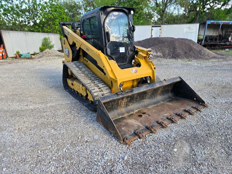 2023-caterpillar-299d3-xe-image-24