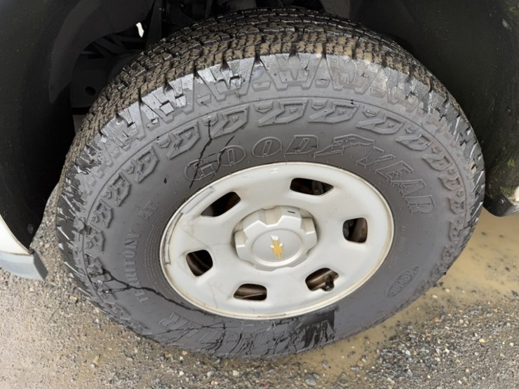 2016-chevrolet-colorado-image-15