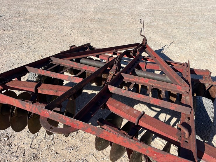 international-370-image-8