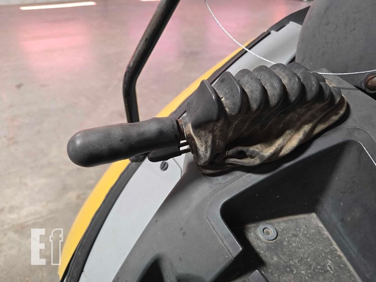 2008-caterpillar-416e-image-24