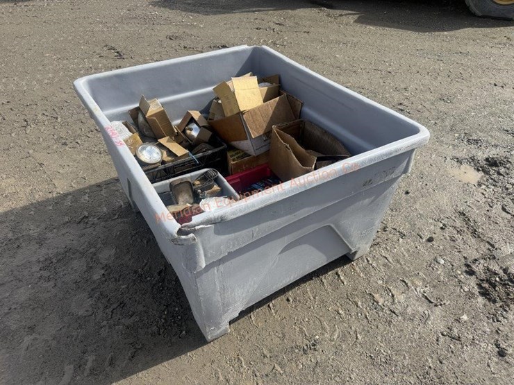 tote-asst.-truck-lights-&-shop-supplies-image-2