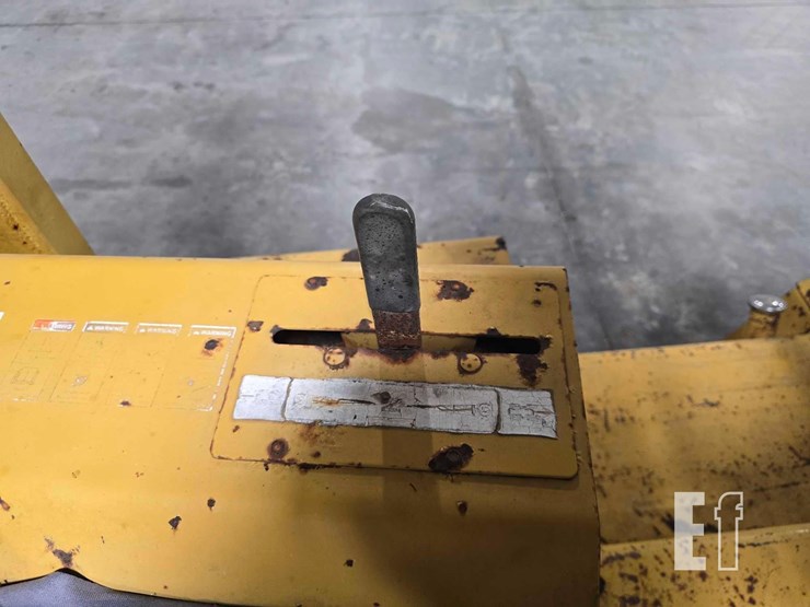 2007-vermeer-v8550-image-26