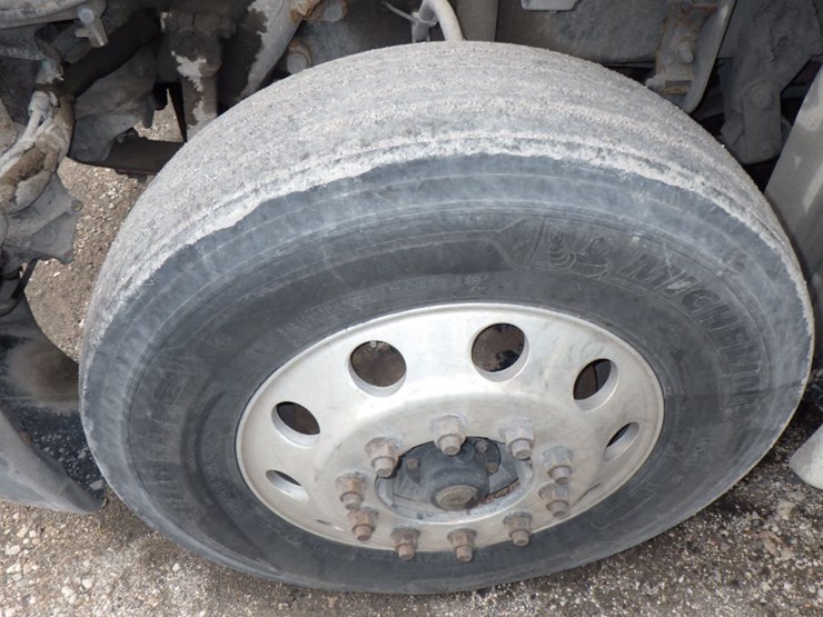 2017-freightliner-cascadia-125-image-20