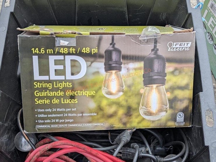 outdoor-string-lighting-&-accessories-image-8