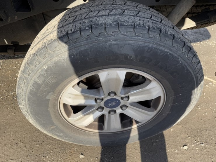 2017-ford-f150-xlt-image-18