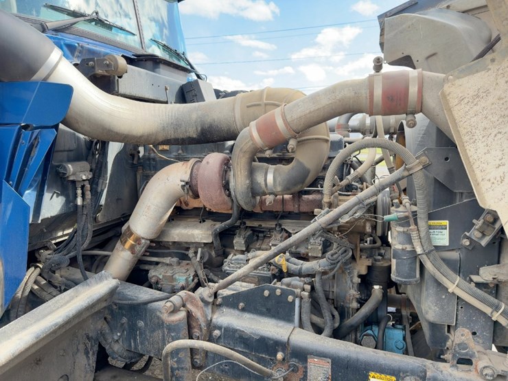 2000-mack-rd688s-image-10