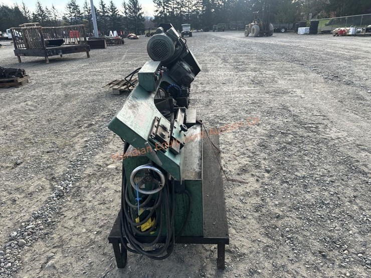 horizontal-metal-hack-saw-image-2