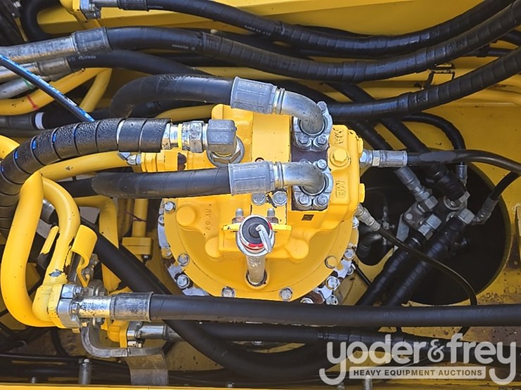 2020-komatsu-pc360-lc-11-image-82