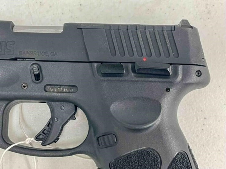 taurus-pistol-image-8