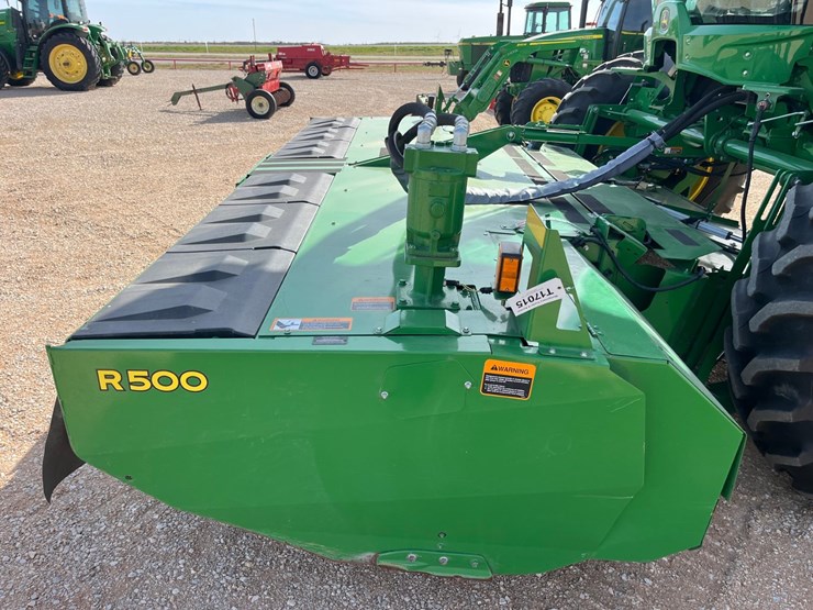 2023-john-deere-w235r-image-2